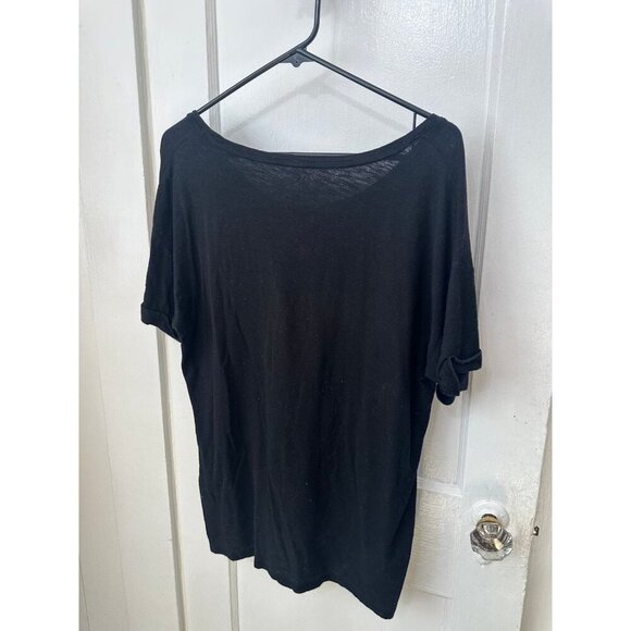 Gap women’s size medium, black short sleeve shirt - Picture 8 of 10